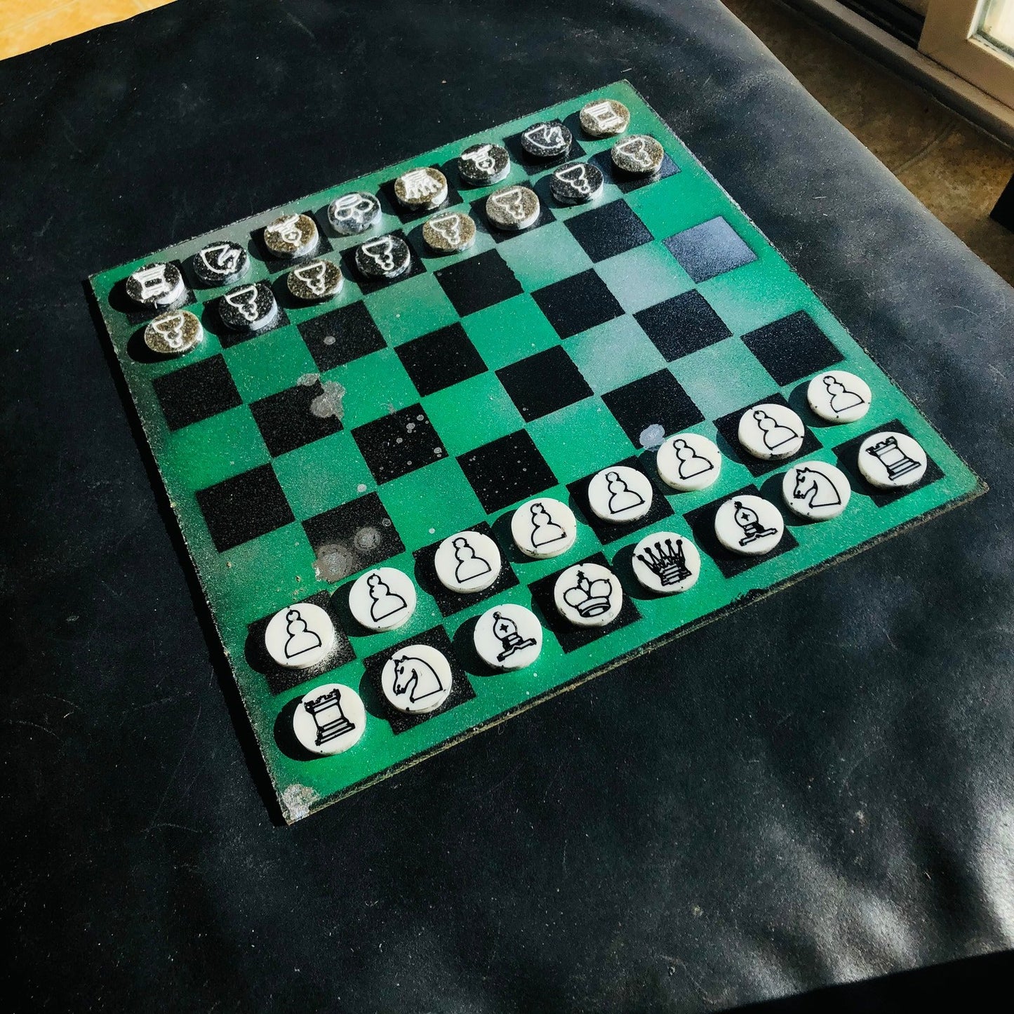 Chess Set - Dripping Silver Green