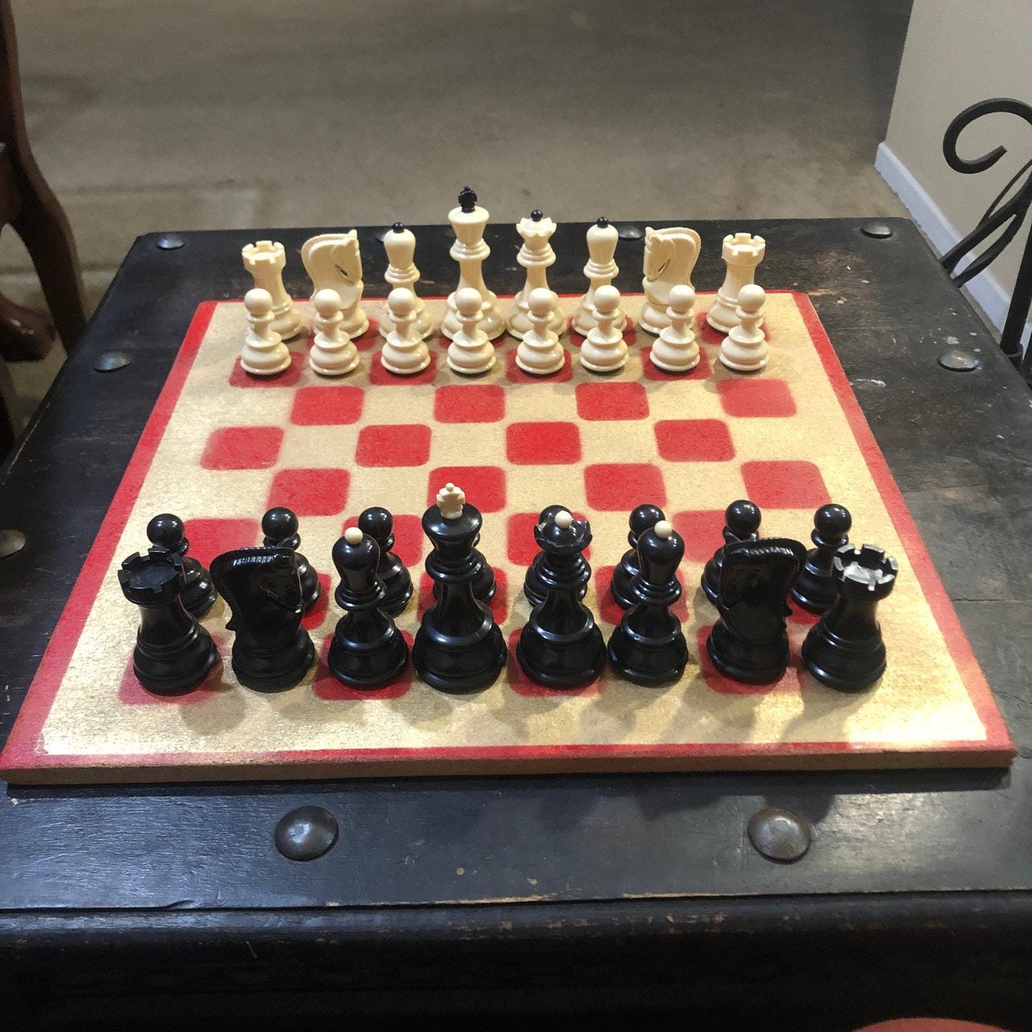 Large Chess Set - Golden Roman Red