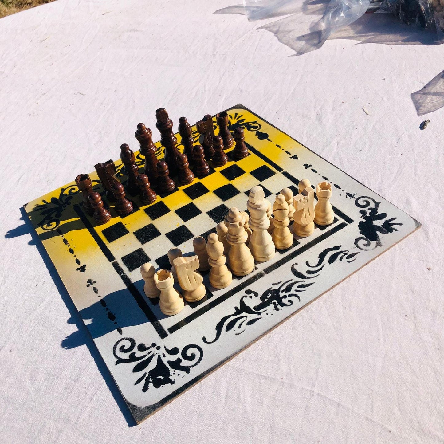 Chess Set - Yellow Cream Royal