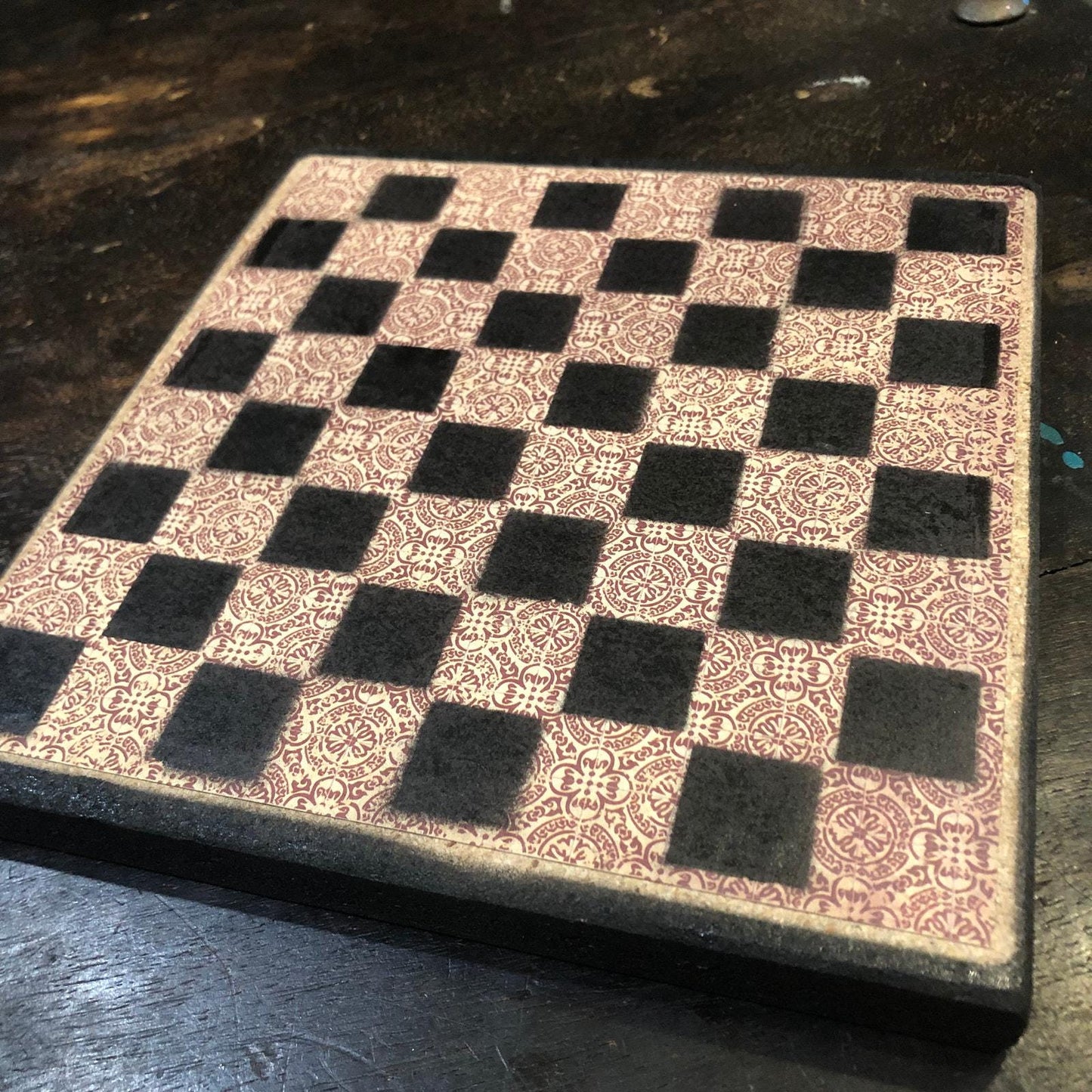 Scrapbook Chess Set - Fancy Edition (Resin Pieces)