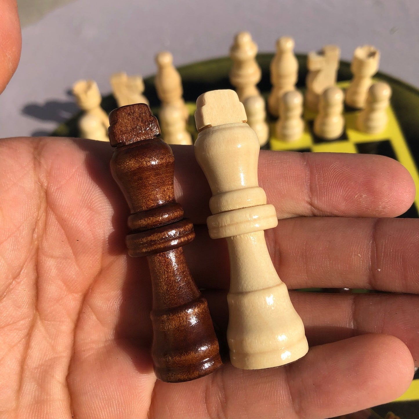 Vinyl Chess Set - Yellow Black Powder