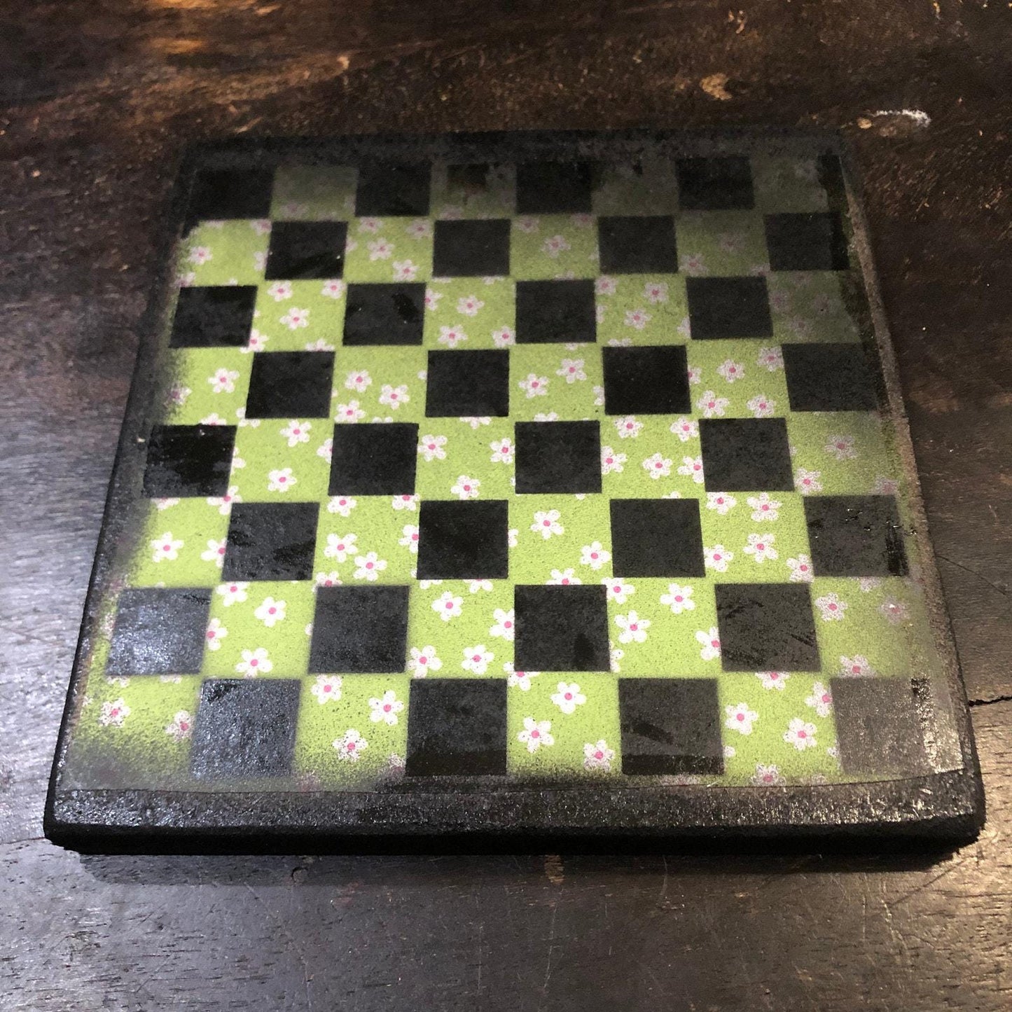 Scrapbook Chess Set - Lime Green Flower