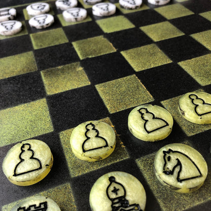 Chess Set - Sheen Green Black