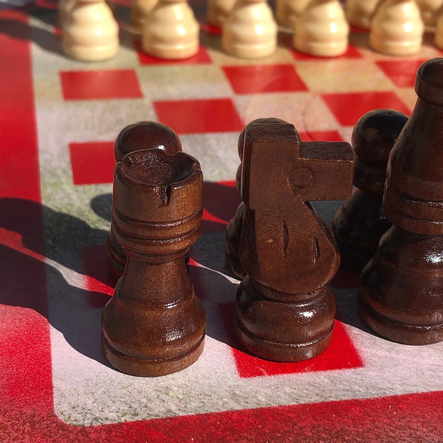 Vinyl Chess Set - War Torn Red