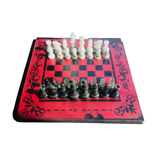 Chess Set - The King's Red