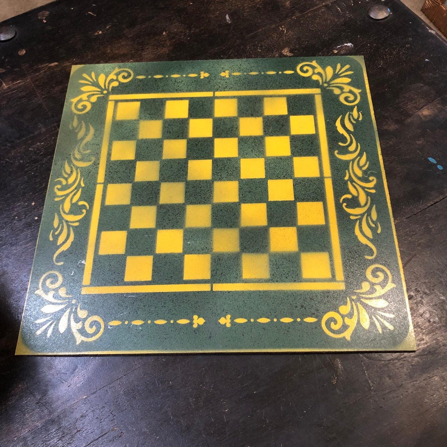 Chess Set - Royal Yellow Green