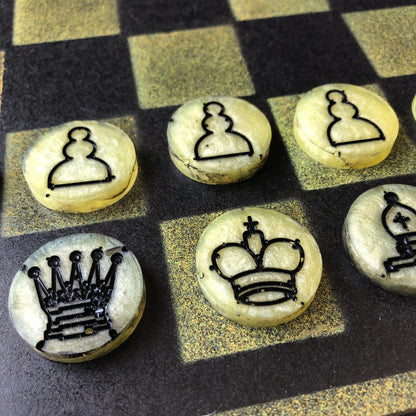 Chess Set - Sheen Green Black