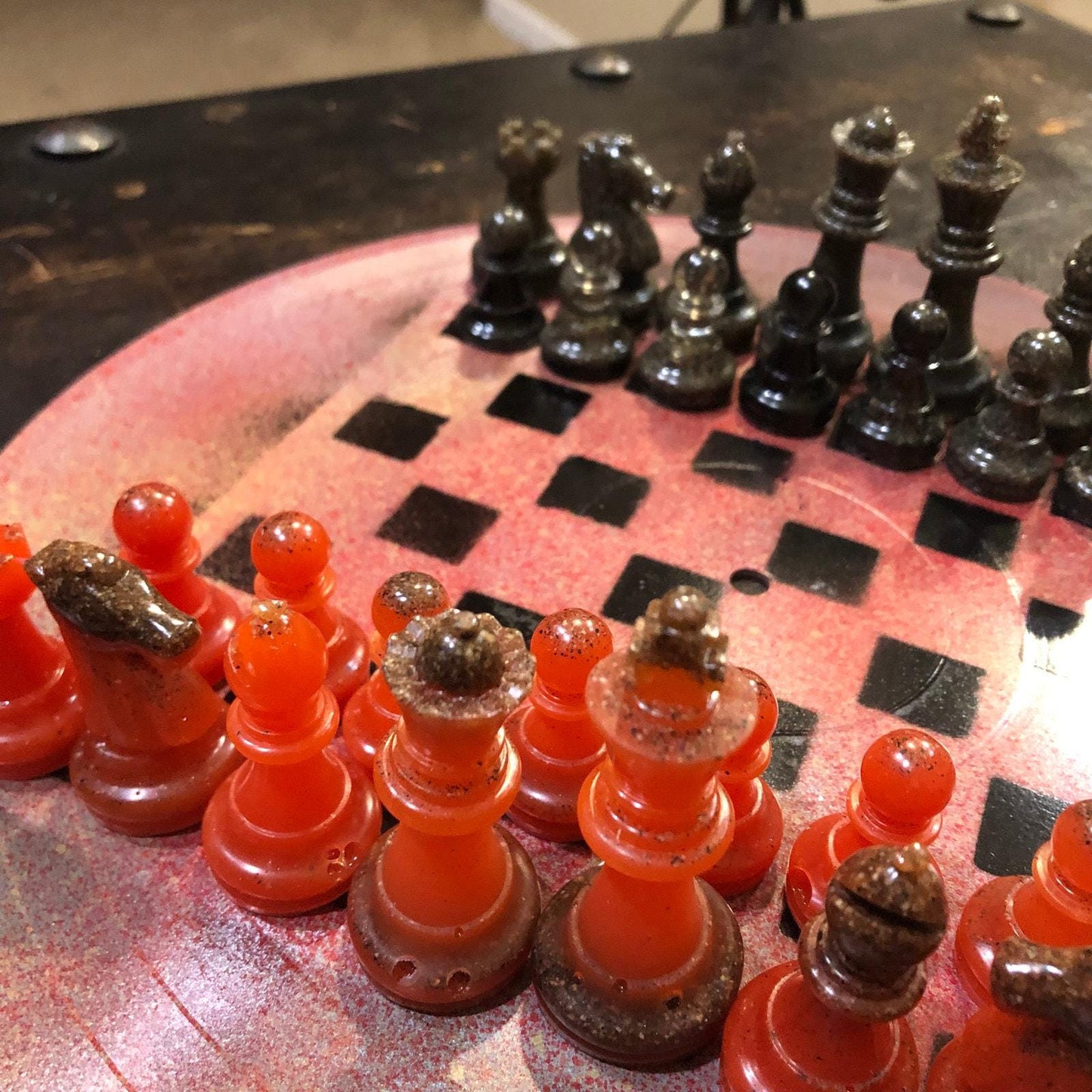 Vinyl Chess Set - Mist Red (Resin Pieces)