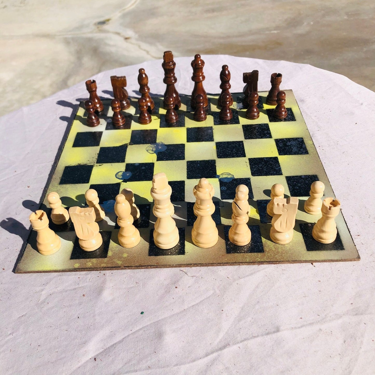 Chess Set - Yellow Speckled Silver