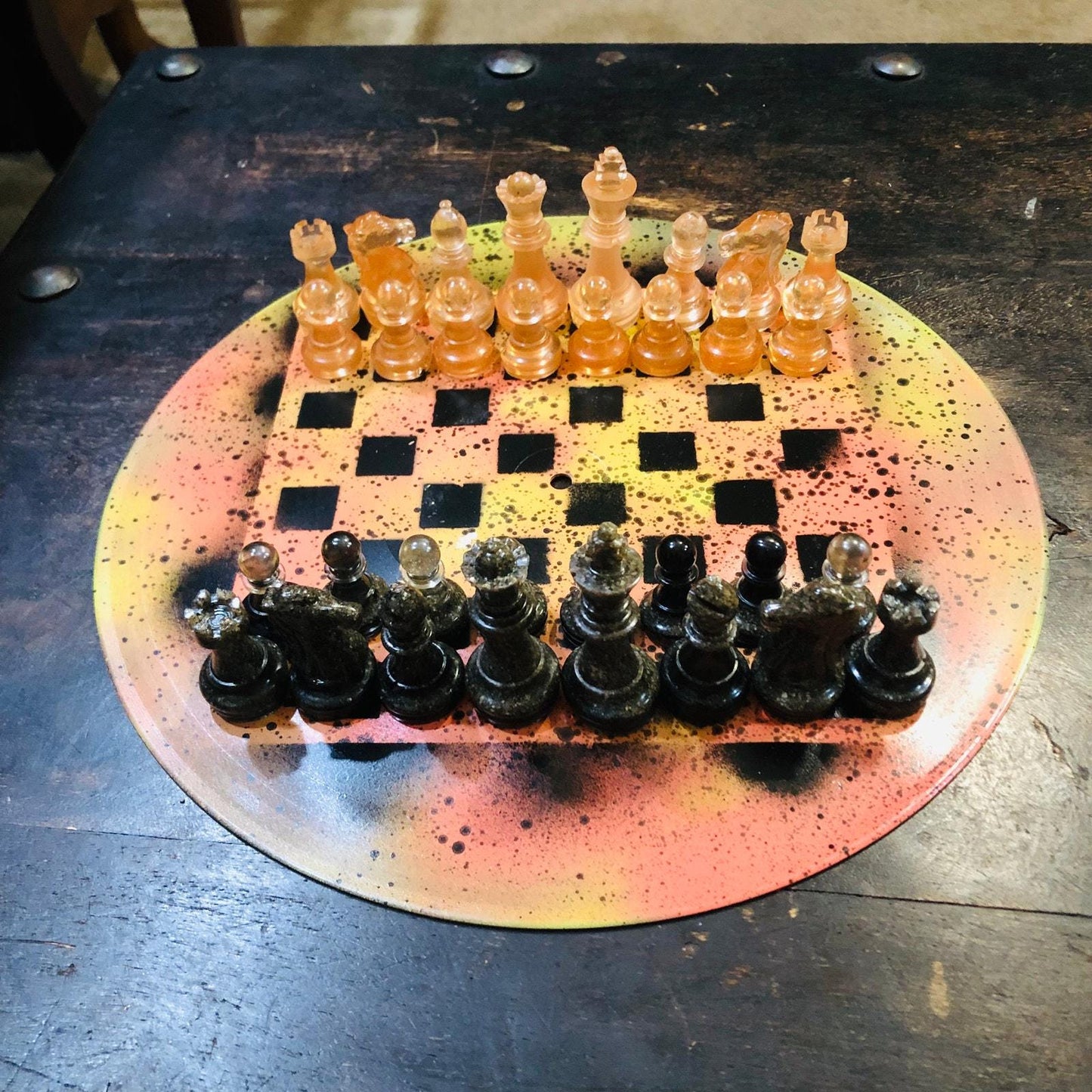 Vinyl Chess Set - Spotted Mango (Resin Pieces)