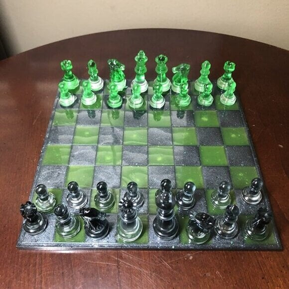 Handmade Resin Chess Set - Space Alien
