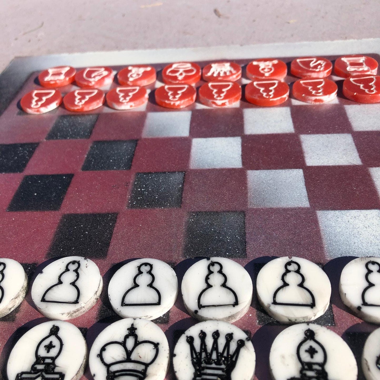 Chess Set - Red/Black Color Dual