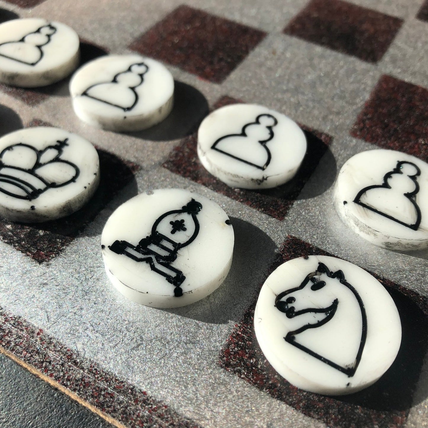 Chess Set - Simple Gray