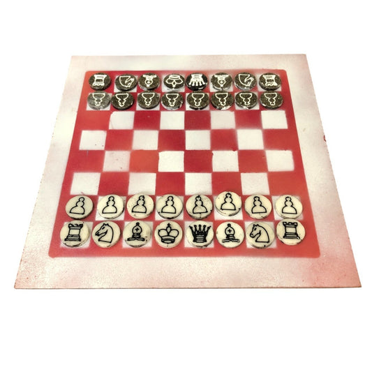 Painted Chess Set - Simplistic Red (Resin Pieces)