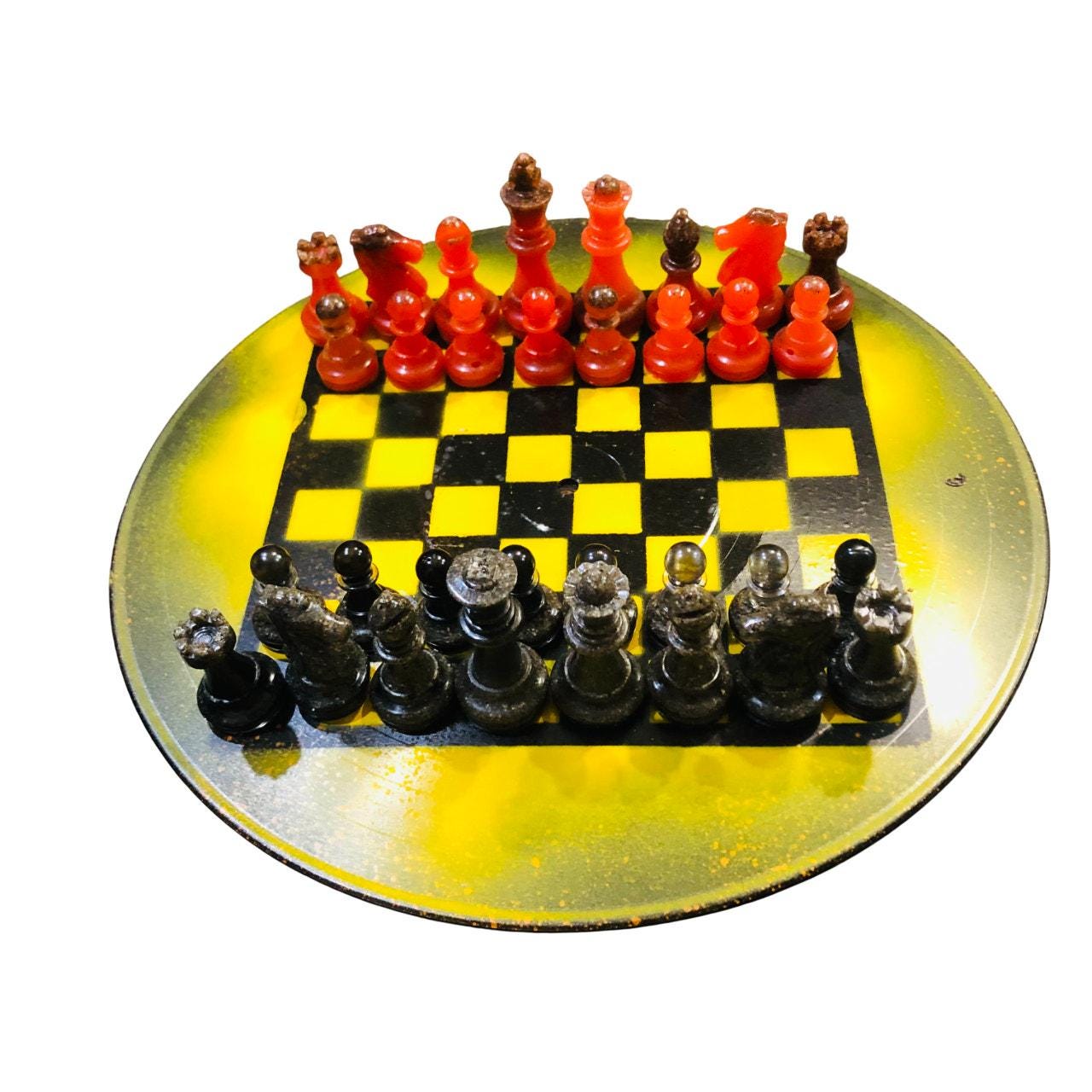 Vinyl Chess Set - Super Yellow (Resin Pieces)