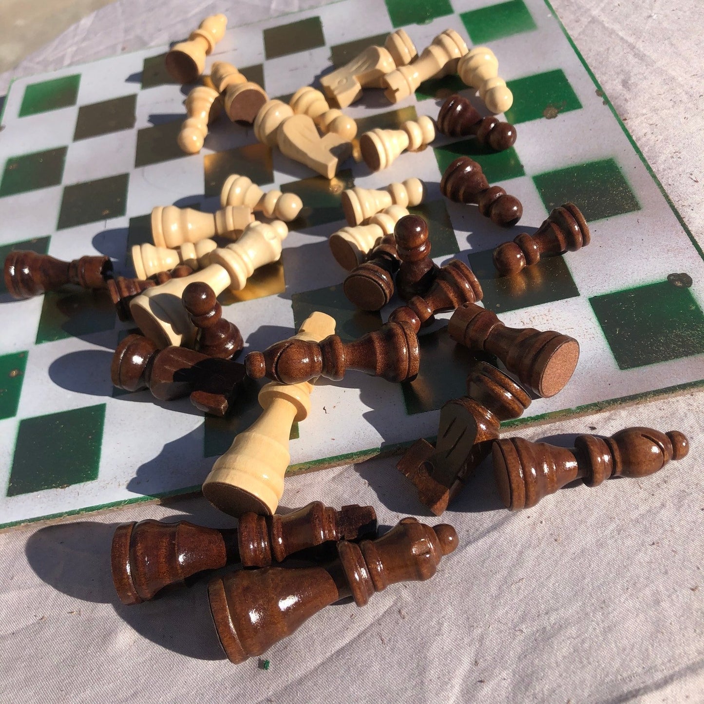 Chess Set - Prestigious Golden Green