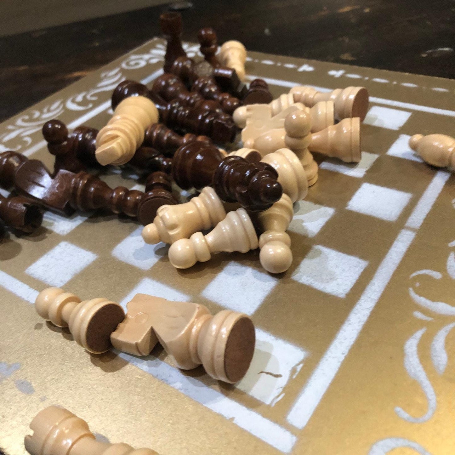 Chess Set - White & Gold