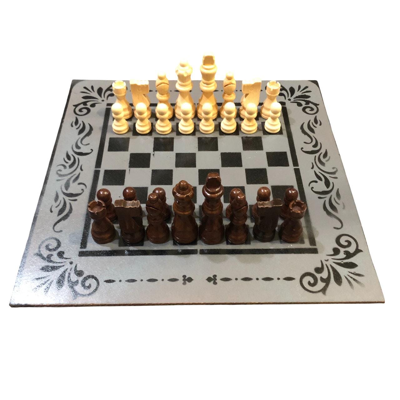 Chess Set - Simple Gray & Black