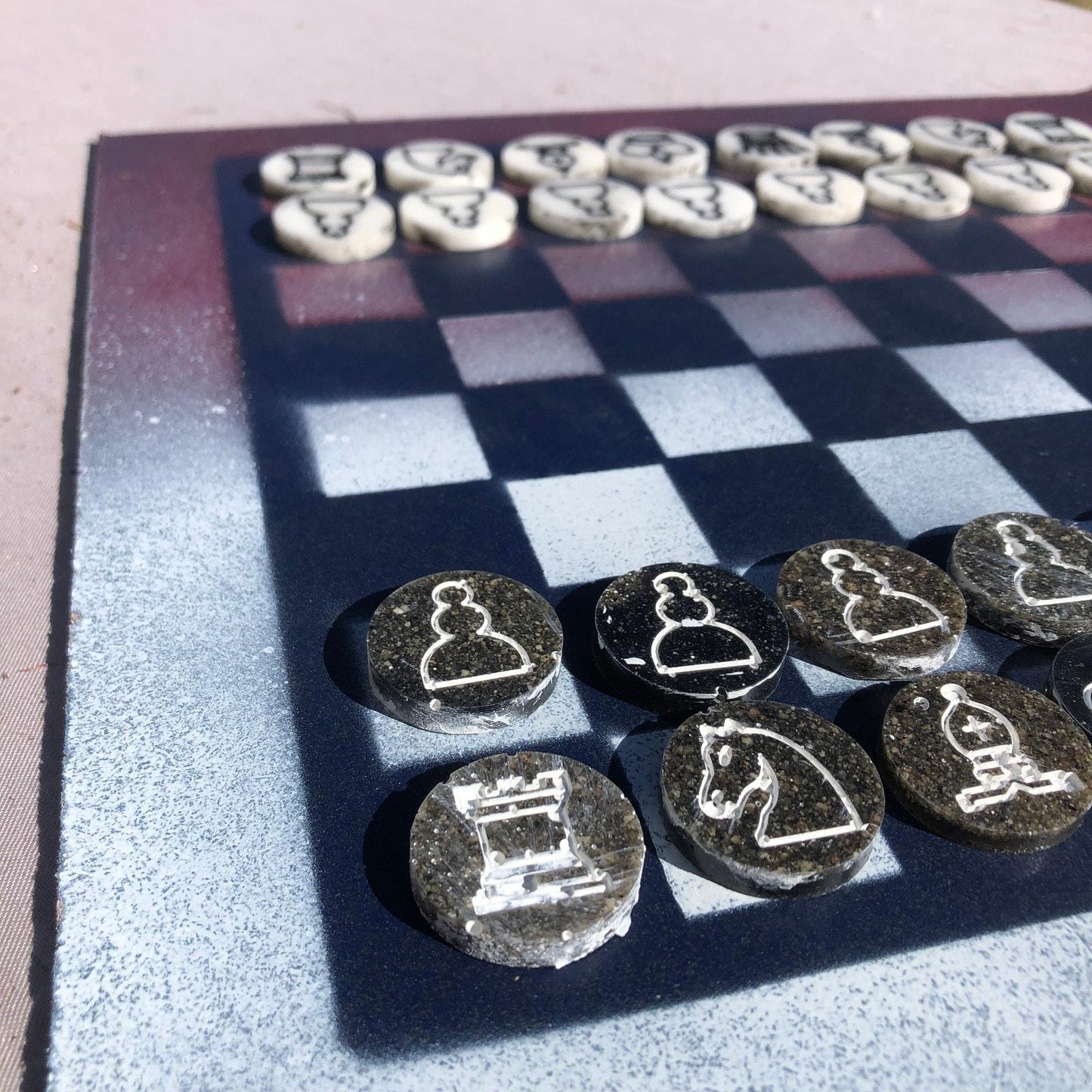 Chess Set - Violet White