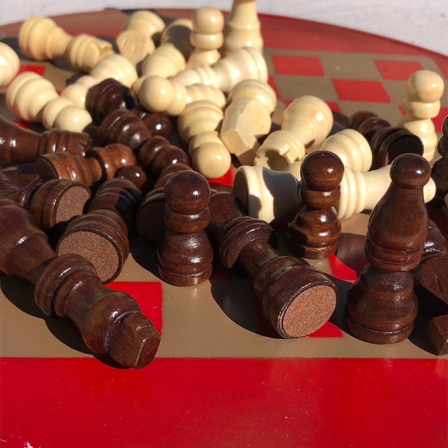 Vinyl Chess Set - Roman Red