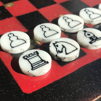 Chess Set - Red Sprinkled Gold