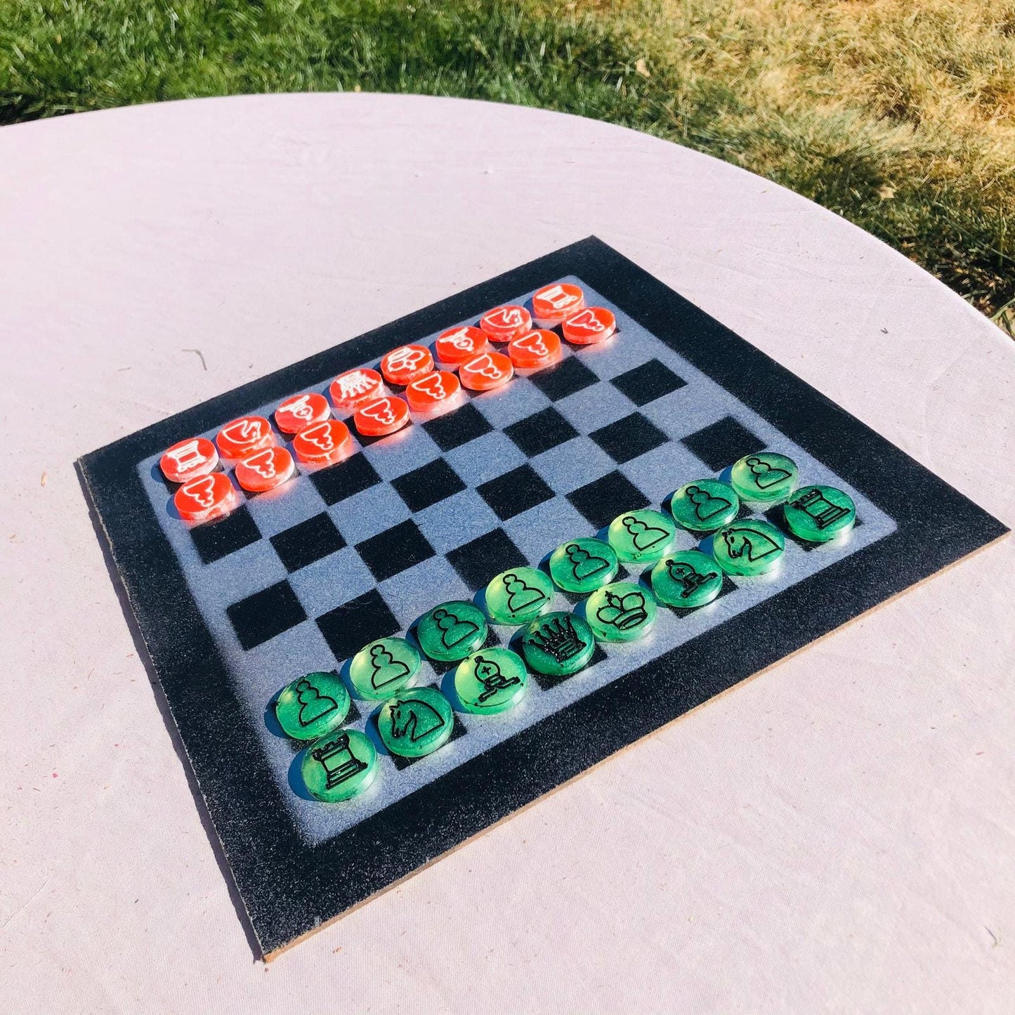 Chess Set - Green & Red