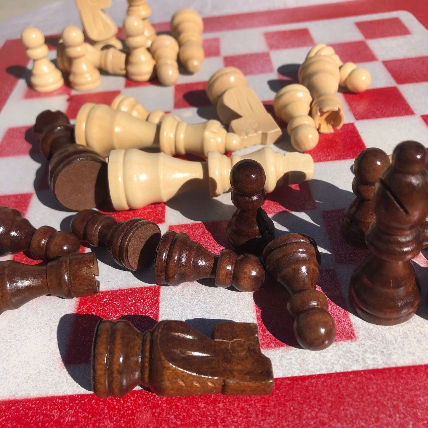 Chess Set - White & Red