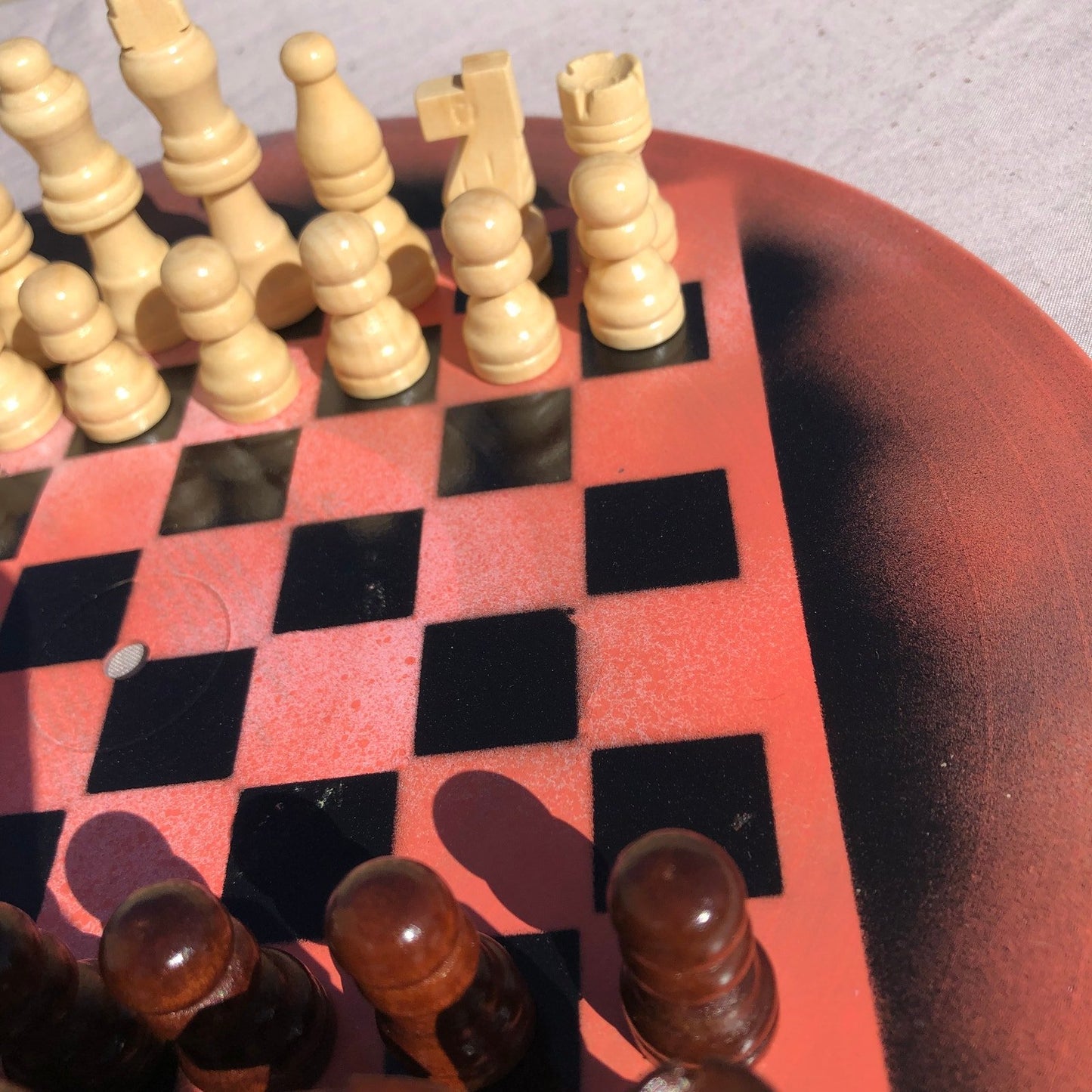 Vinyl Chess Set - Ultra Red Pink