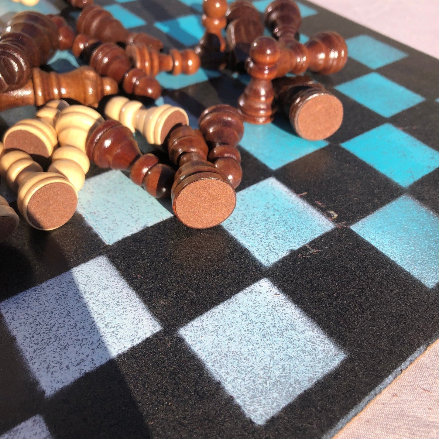 Chess Set - Fading Sky Blue