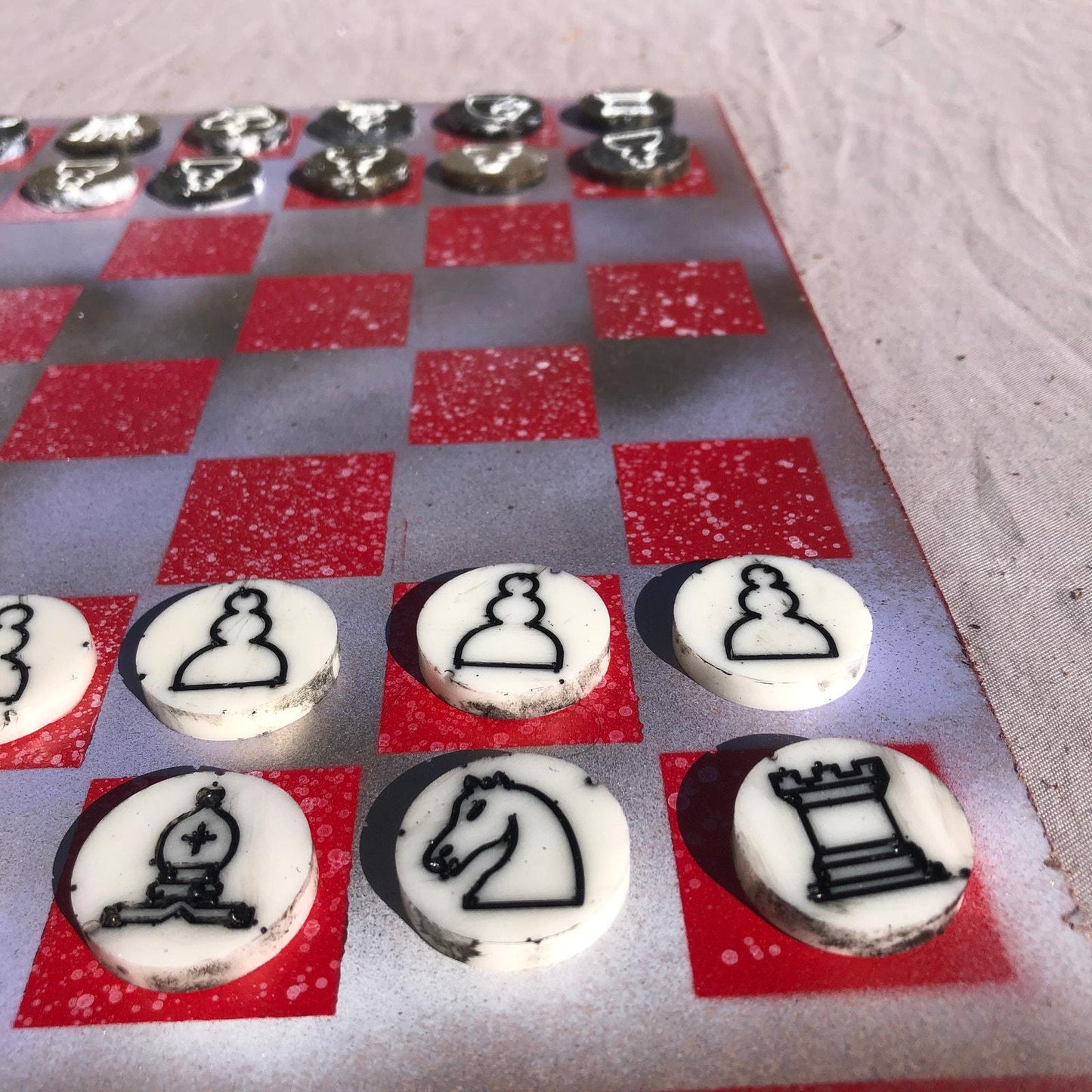 Chess Set - Cloudy Red