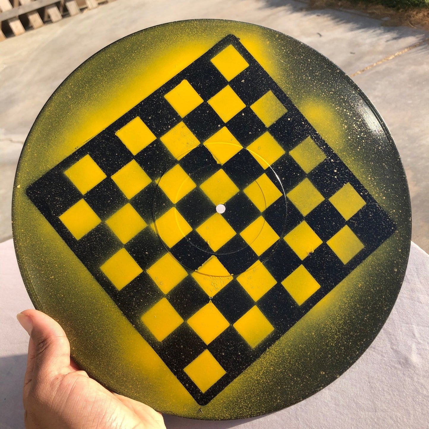 Vinyl Chess Set - Yellow Darkness